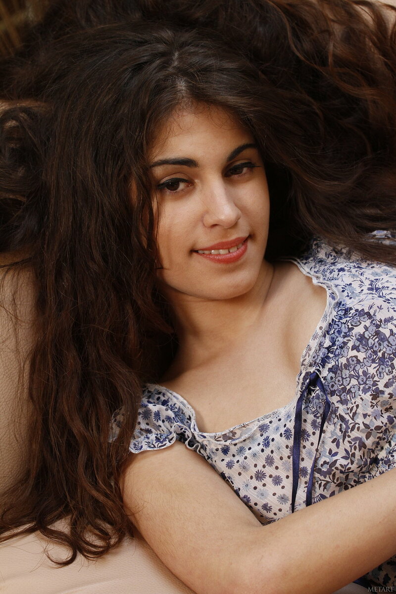 Еленка, 23